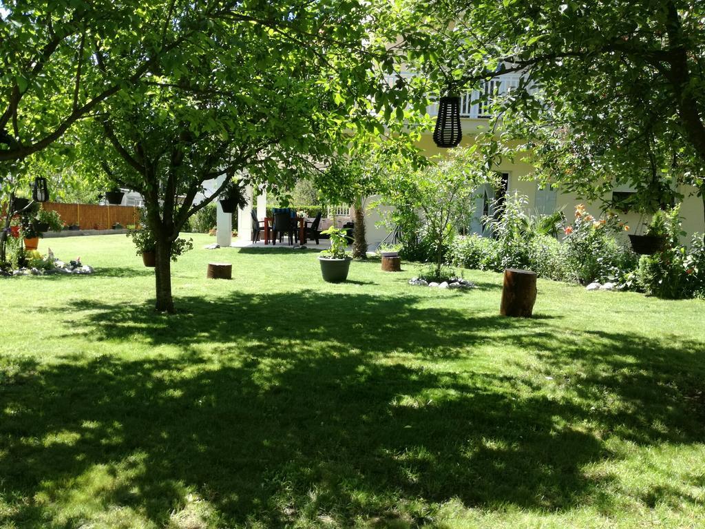 Riverside Guesthouse Pocitelj Exterior photo